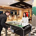 Ibis Airport ホテル *