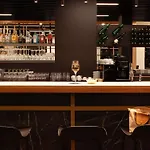 Ibis Airport ホテル