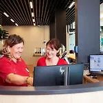 Ibis Airport מלון