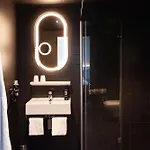 Hotel Ibis Airport 3*