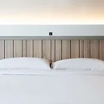 Hotel Ibis Airport 3*