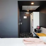 Hotel Ibis Airport
