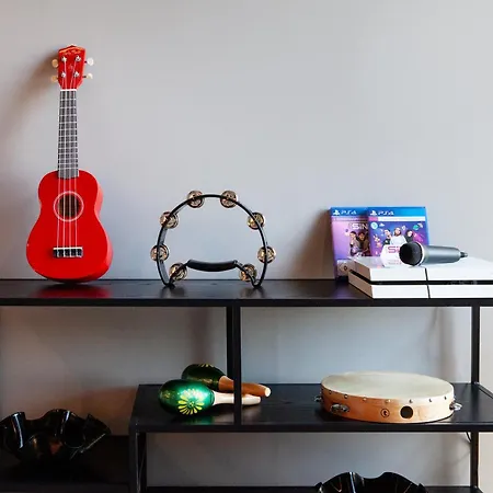 Hotel Ibis Airport *