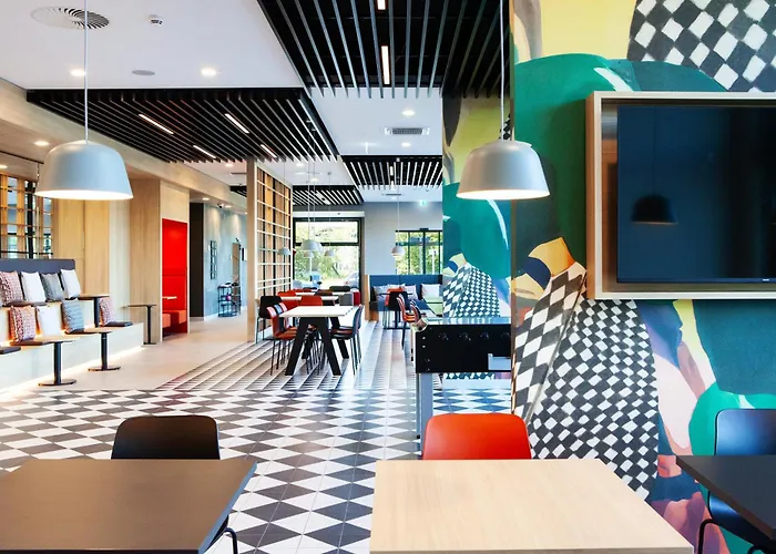 Ibis Airport * Berlín