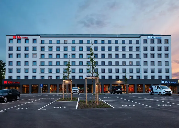 Ibis Airport Otel Berlin