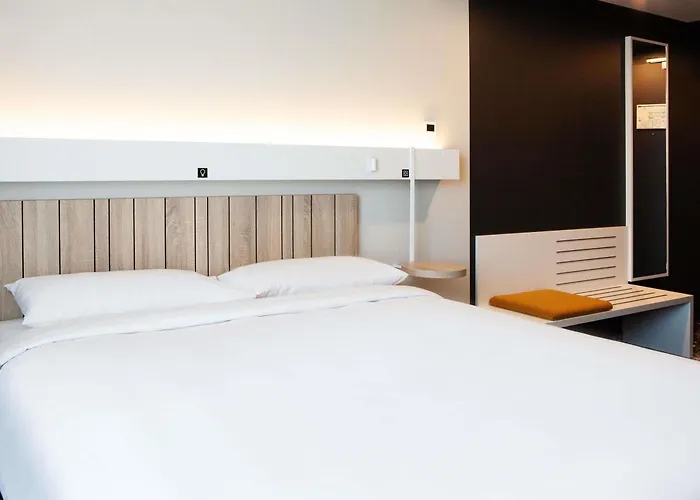 Otel Ibis Airport Berlin