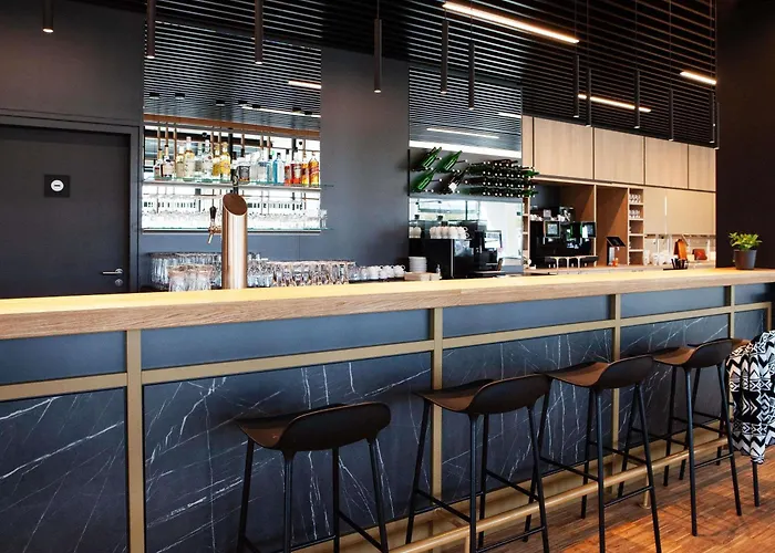 Ibis Airport Отель