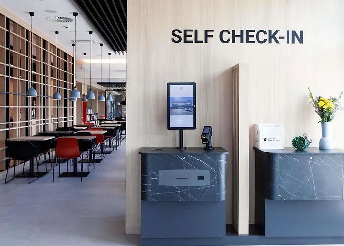 Ibis Airport * Берлин