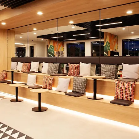 Ibis Airport Hotel 3*