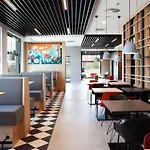 Hotel Ibis Airport