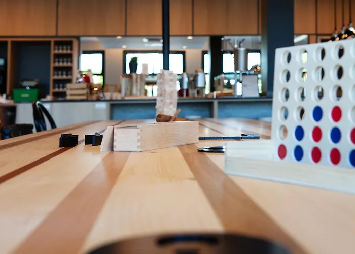 Ibis Airport מלון