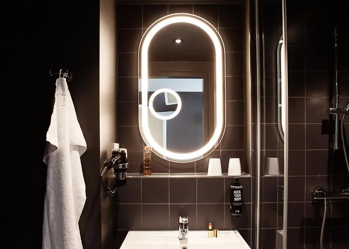 Ibis Airport מלון *